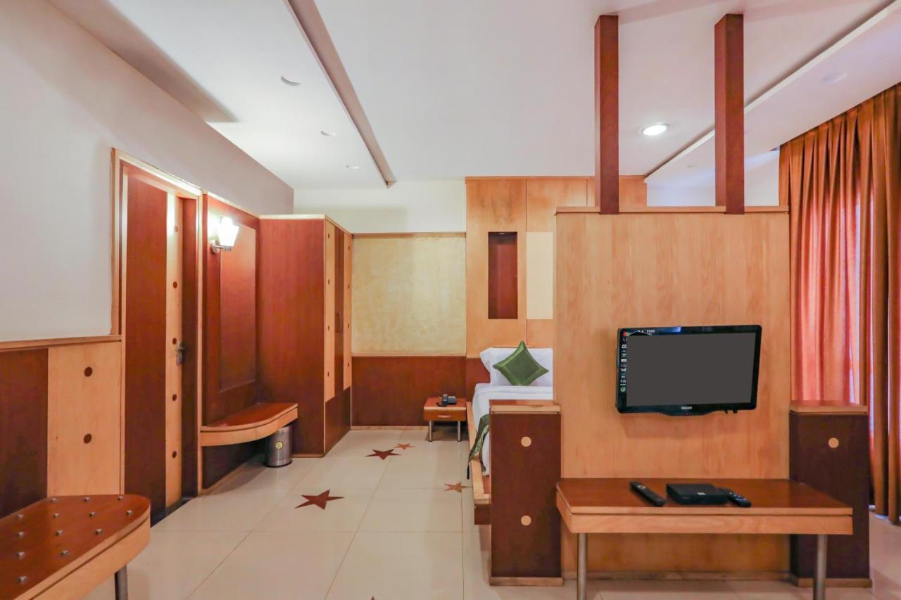 Treebo Trend Paradise, Indore Hotel Exterior photo