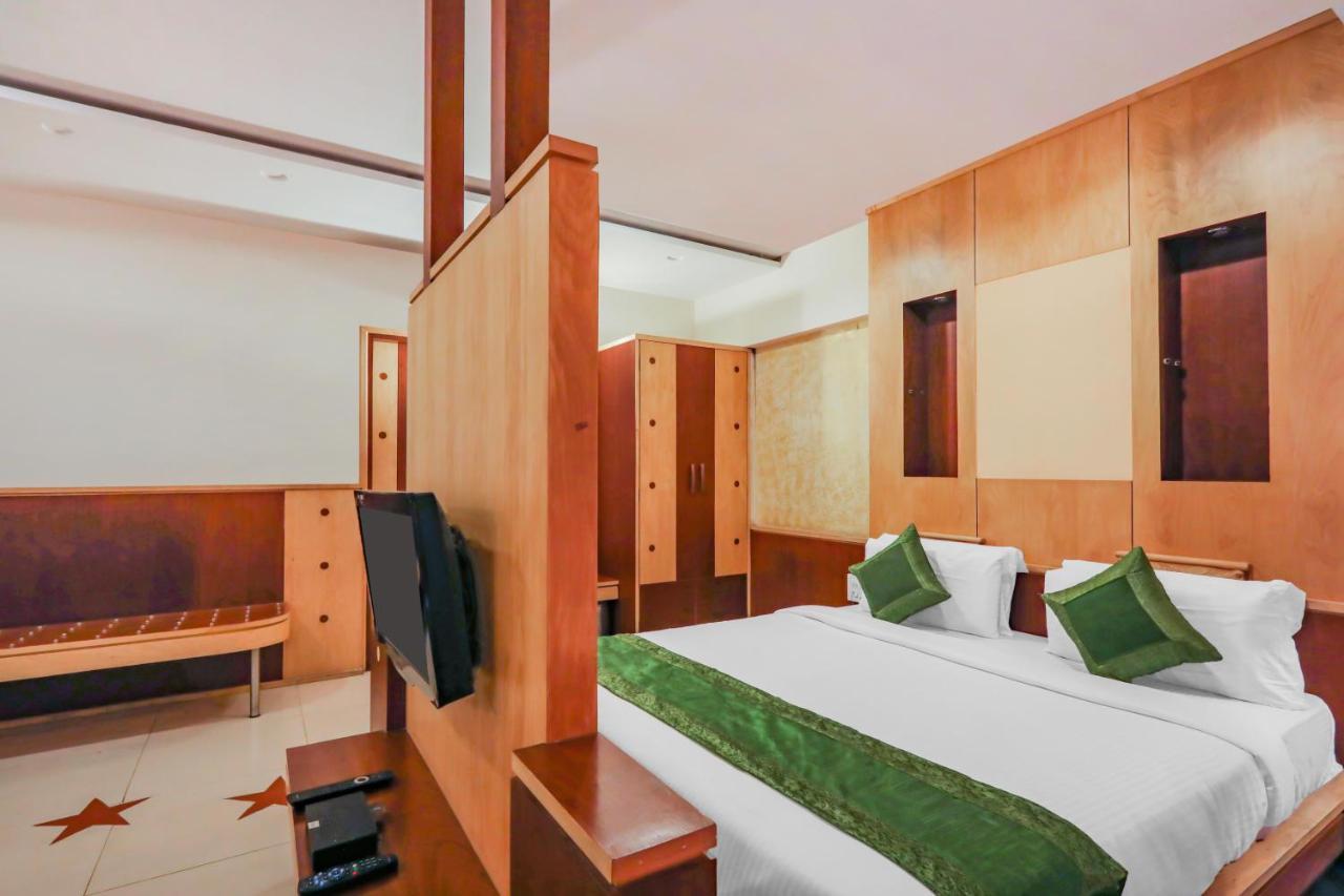 Treebo Trend Paradise, Indore Hotel Exterior photo