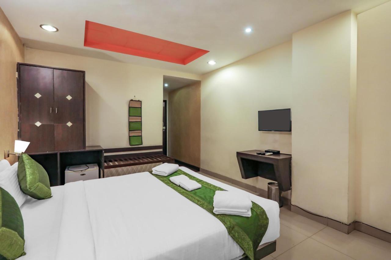 Treebo Trend Paradise, Indore Hotel Exterior photo