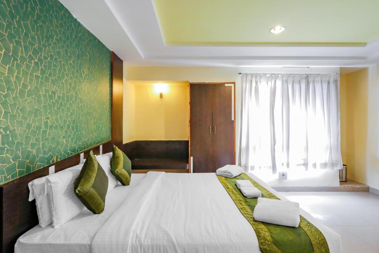 Treebo Trend Paradise, Indore Hotel Exterior photo